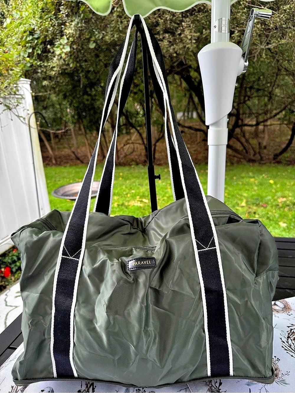 Paravel Fold-Up Duffle Bag Safari Green & Black